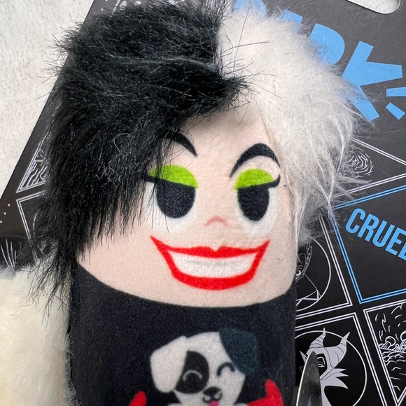 New Bark Brand Disney Villain Cruella Dog Toy - Picture 6 of 6